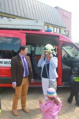 Fotogalerie Slavnostní předání nového auta, foto č. 14